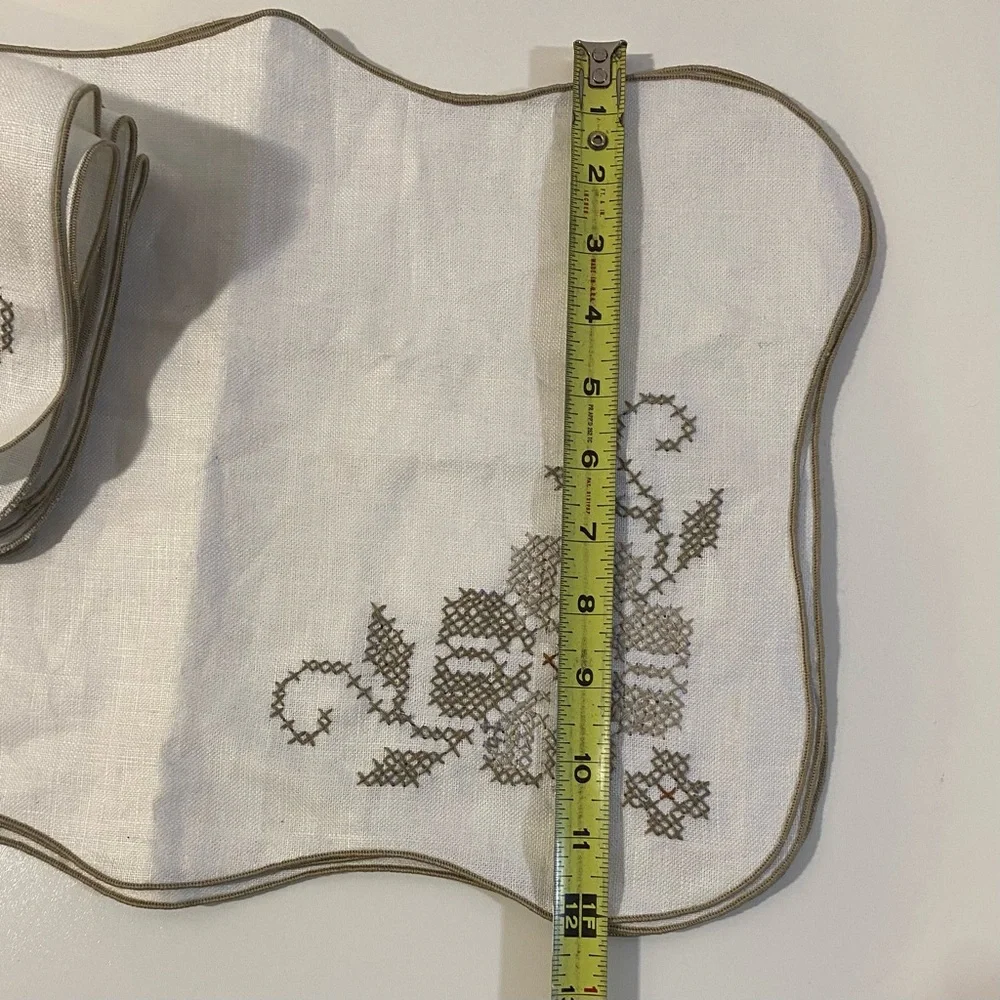 Set of 4 Handmade Embroidered Linen Placemats and Matching Napkins